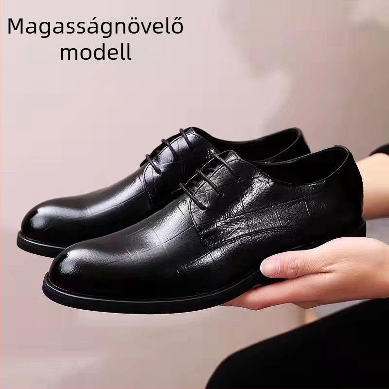 Férfi bőrcipő, felsőrész tehénbőrből, hegyes orrú, fűzővel záródó, bőr bélés, brit stílus