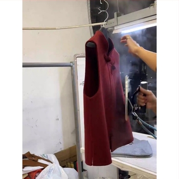 Spandex anyagú mellény, kerek nyakú, egy sor gombos záródás, töltet nélkül, elegáns mindennapi viselet