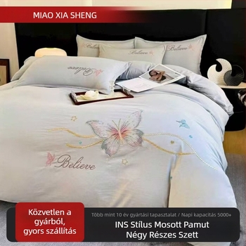 Ins-stílusú mosott pamut négyrészes ágyneműkészlet minden évszakra, modern minimalist stílusú kollégiumi ágynemű