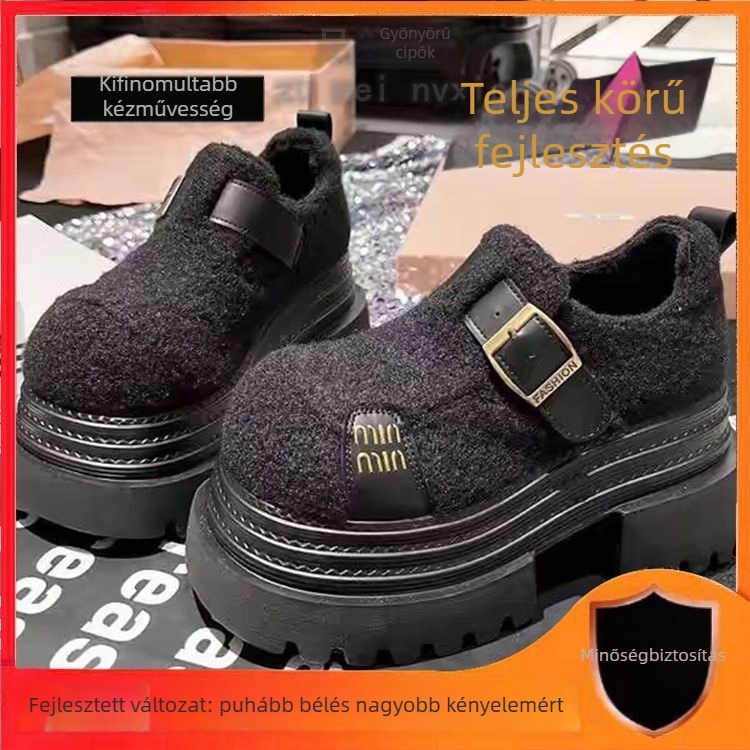 Női gyapjú loaferek betűcsattal, mély kivágás, plüss bélés, gumitalp, vastag sarok 6–8 cm