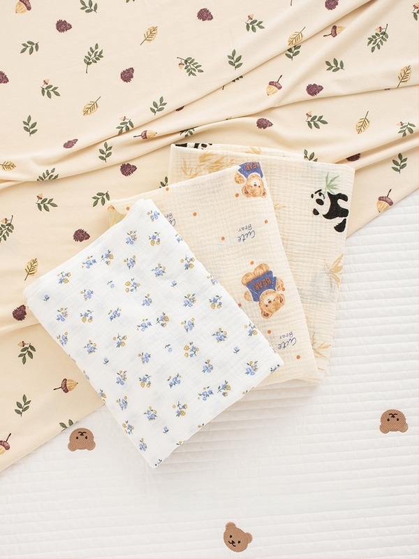 Wrap újszülötteknek – Little Feet, 100% pamut, minta: állatok/rajzfilmek/betűk, Osztály A