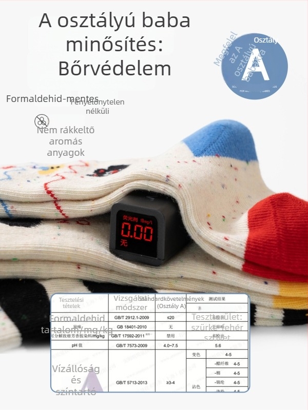Gyerek zokni varratmentes pamutból, állatmintával, középmagasságú hossz