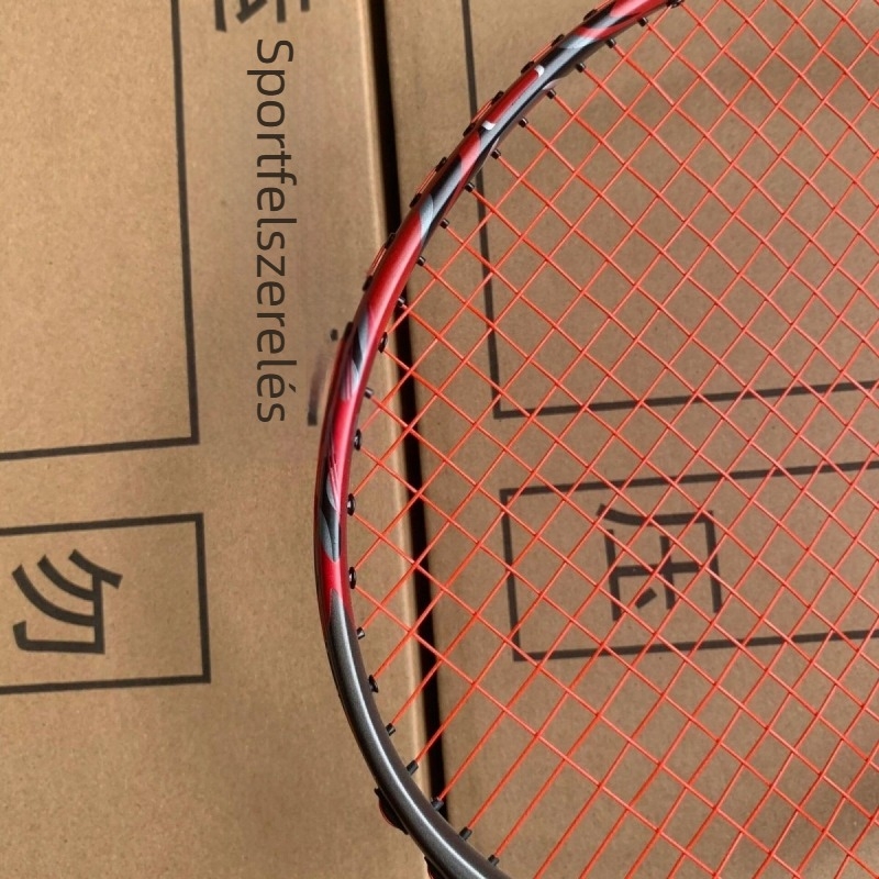 Mu qianli 11Pro badminton ütő, teljes szénszálas kivitel, gyöngyház-szürke szín, 95-100 g, G-5 markolat, közvetlen ütés, professzionális kültéri használatra