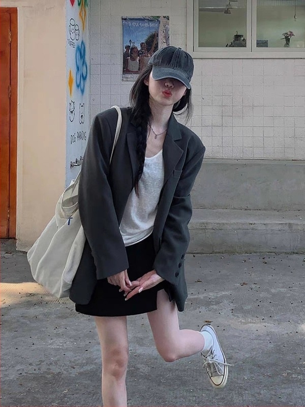 Női fekete öltönykabát őszi-téli szezonhoz, laza szabás, minőségi anyag, koreai inspirált lezser stílus