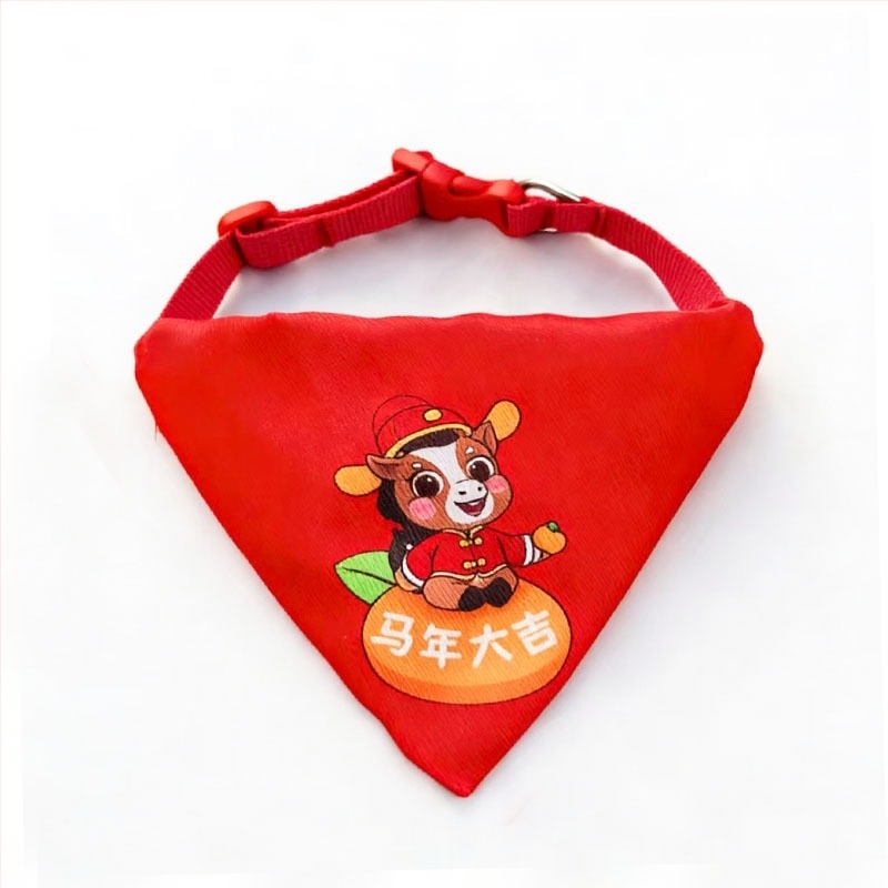 Újévi öröm kisállatok számára: sál-bib, mohair, egyszínű, kínai stílus, Gazdagság Istene motívum, gépi szövés