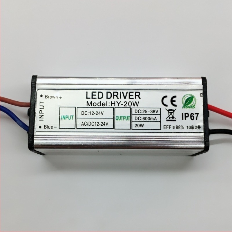 DC-DC Boost tápegység alacsonyfeszültségű napelemes közvilágításra, IP66 vízálló, 50W, bemenet 12–24V, külső szerelés