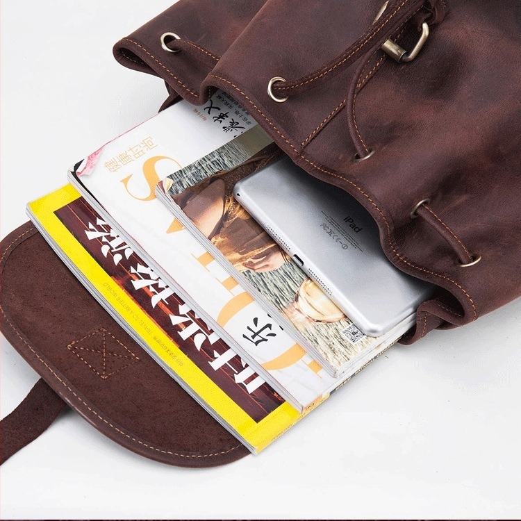 Külső használatra tervezett bőr hátizsák, nagy kapacitású 20–35 L, lélegző, belső bélés disznó bőr, ívelt vállpántok