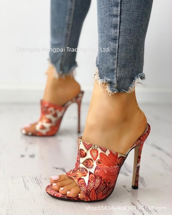 Női etno mintázatú peep-toe magas sarkú szandál, 10,5 cm-es stiletto, EU 40–46, felső rész textil, belső mikroszálas bélés, talp gumi