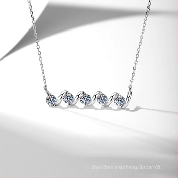 S925 ezüst nyaklánc Moissanit 1,5 ct D színű medállal, kereszt lánccal, geometriai dizájn, hossz 41–50 cm
