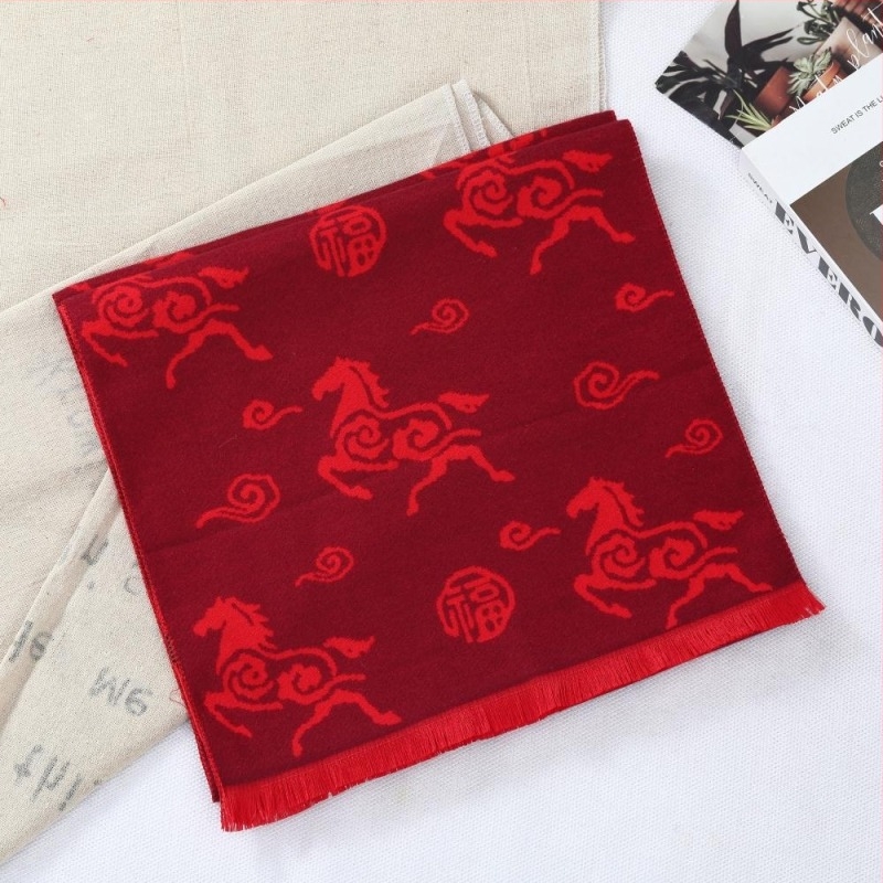 A ló éve sál személyre szabott logó hímzéssel, warp-knitting, poliészter-pamut, négyszezonos nyakmelegítő kínai stílusban, Jacquard feldolgozás