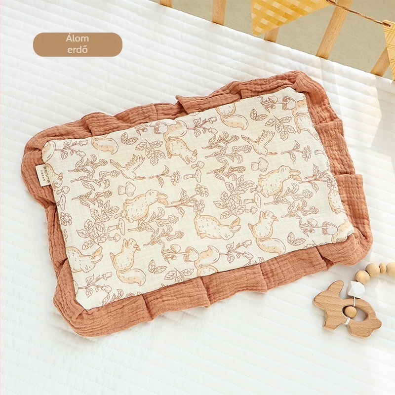 Újszülött felhő párna, 100% pamut, sík párna fodros peremmel, biztonság Class A, rajzfilm stílus.