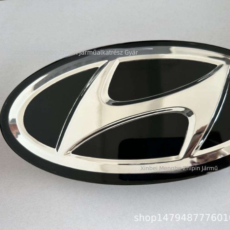 Hyundai Sonata 2020 középső grille embléma, ABS műanyag, lökhárítóra szerelés