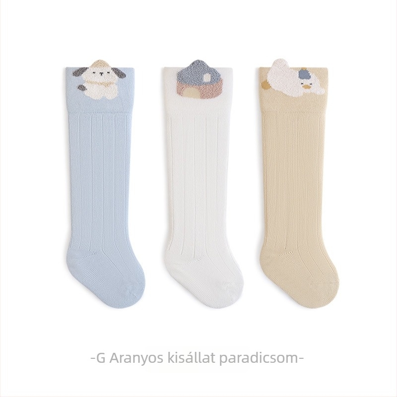Három pár gyerekeknek szánt térdmagasságú zokni rajzolt mintákkal, A osztály, kamillált pamutból, varrat nélküli bébi zoknik