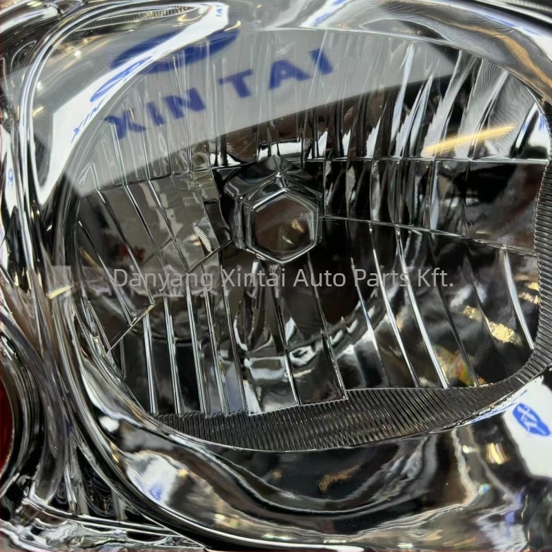 Paladin fényszórók Nissan 01-05, 12V halogén, PC anyag