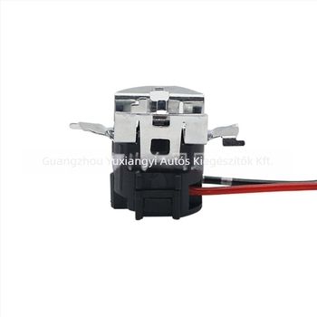 TK-305 LED Autóizzó Foglalat Csatlakozó Adapter | LED fényforrás, 12V, 1W, 1000 lm