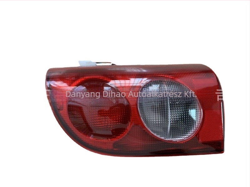 DH01-2605 Hátsó lámpa Hyundai H100-hoz (H100 96) 92401-43810 / 92402-43810