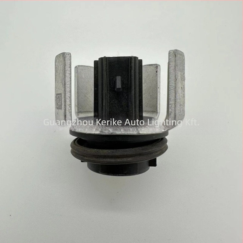 LED hátsó lámpa Toyota C-HR-hez, Yaris-hoz, Lexus UX-hez – 12V, 3W, 6000K, alumínium, modellek: 81536-0K260 / 8158A-12260