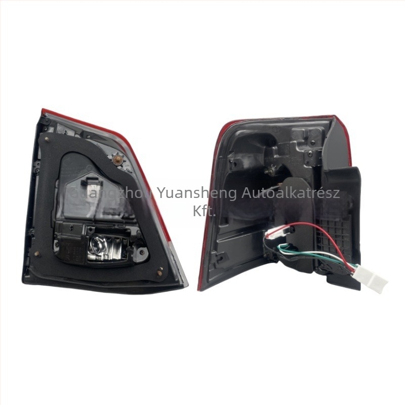 LED hátsó lámpa ház Toyota Land Cruiser LC200 (2012–2015)