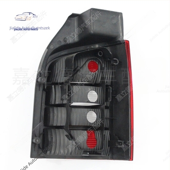 VW T5 hátsó lámpa ház (2003–2009) Modell 7H0 945 095H / 7H0 945 096H