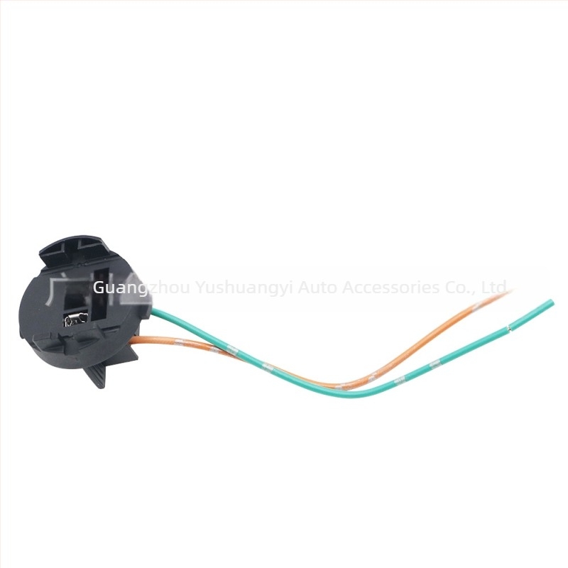 TK-302 LED hátsó lámpa – foglalat és kábelcsatlakozóval, 12V, 0.3A, 1000 lm