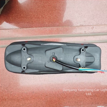 DAF teherautó hátsó lámpa, modell HN-RN01-116, 24V, 20W halogén, 6500K