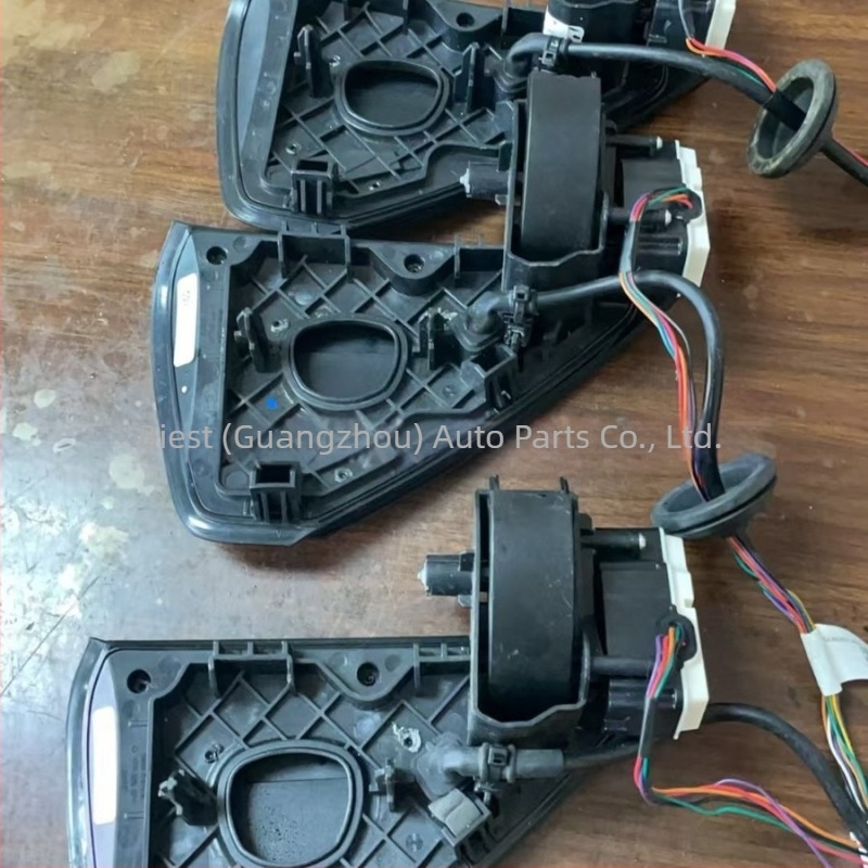 Bester Töltőport Burkolat és Jobb Sarok Lámpa Készlet a Tesla Model 3/Y-hoz, Modell 1525134-00-A