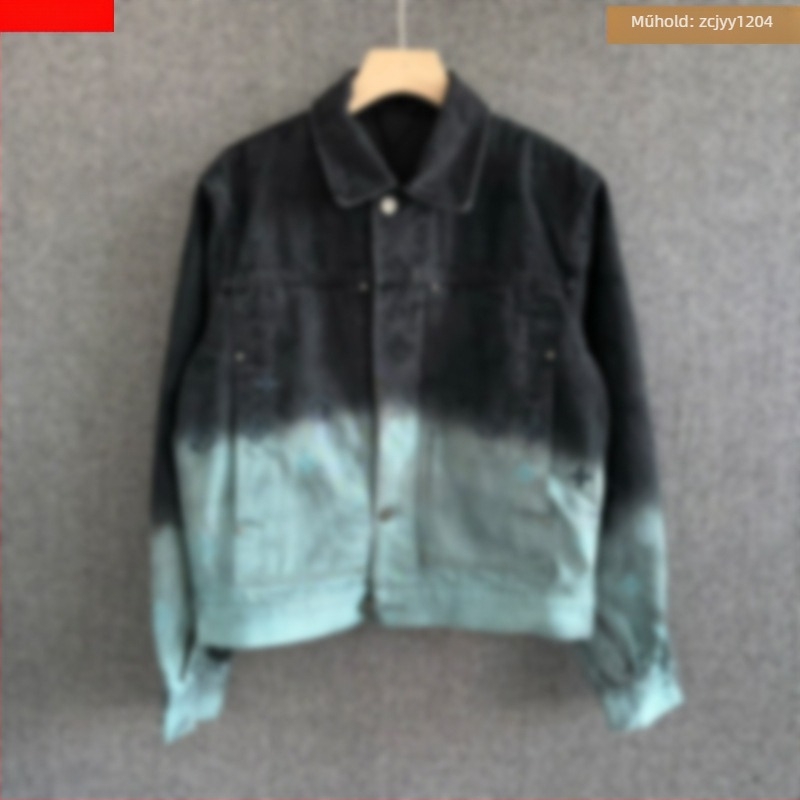 Dzseki lazán szabott, pamut anyagból, reveres gallér, hosszú ujjú, egyszerű gombos záródás