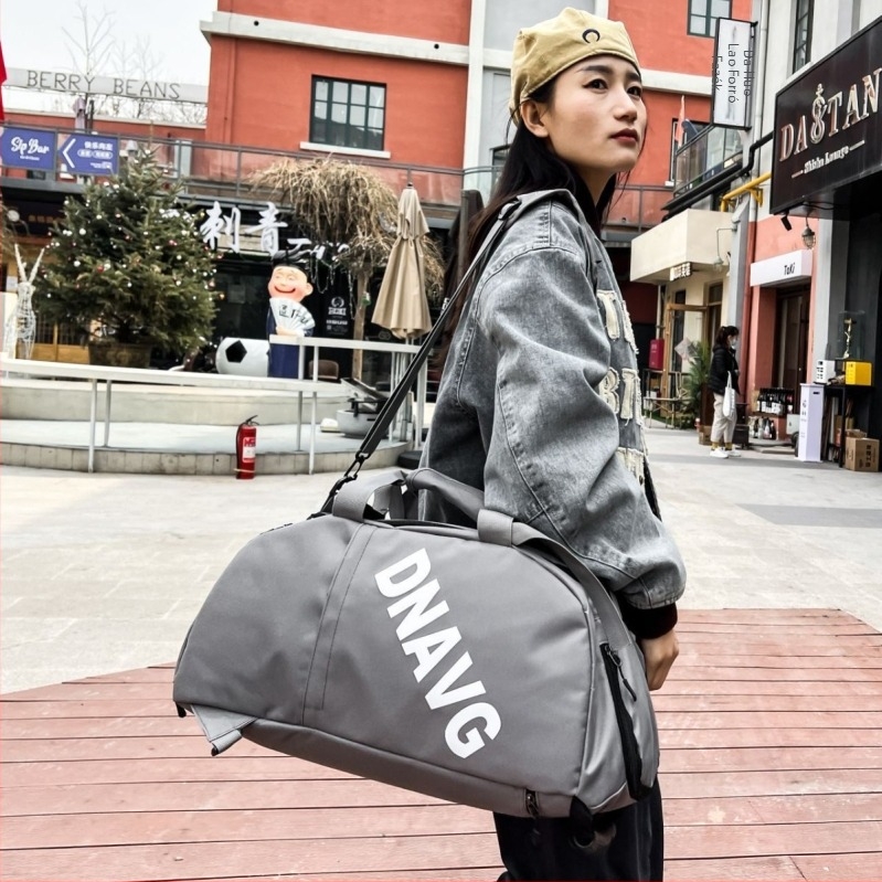 Nagy kapacitású utazótáska, uniszex, száraz-nedves elkülönítés, Oxford anyag, nylon bélés, 36-55L