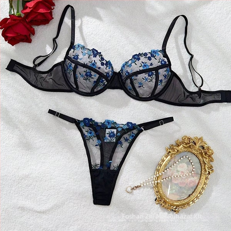 Csipkés melltartó szett merevítővel, 3/4 kosár, vékony előformázott kosár, félig átlátszó