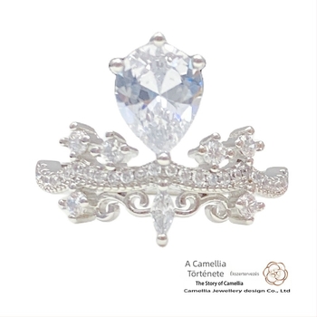 Női koronás gyűrű, réz alap, aranyozott bevonatú mesterséges kövek, női divat