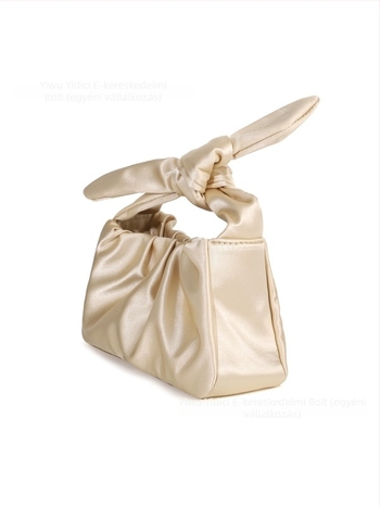 Poliészterből készült keresztpántos válltáska, plisírozott dizájn, vízszintes négyszögletes forma, mágneses zár, telefonzseb