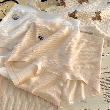 Anyaság idejére tervezett pamut rövidnadrág, magas derék, 95–100% pamut, lélegző, has-támasz, minden terhességi szakaszhoz