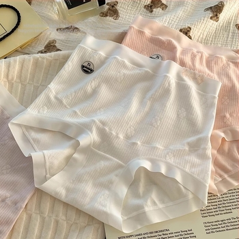 Anyaság idejére tervezett pamut rövidnadrág, magas derék, 95–100% pamut, lélegző, has-támasz, minden terhességi szakaszhoz