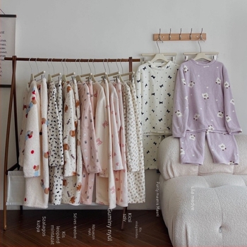 Női korall-flleece pizsamaszett, kerek nyakú, hosszú ujjú, vastag, 251–300 g/m², poliészter