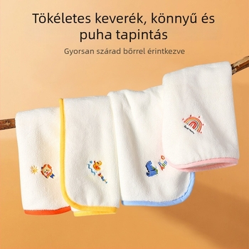 Baba arc- és fürdőtörölköző korall fleece anyagból bambuszrosttal, mesefigurás mintával, kiváló nedvszívó