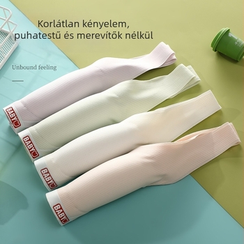 Pubertás korú lányok sportmelltartója, 2. szakasz (12–15 év), nejlon anyag, 3/4 kosár, vékony formázott kosár pamut béléssel, rögzített dupla vállpántok