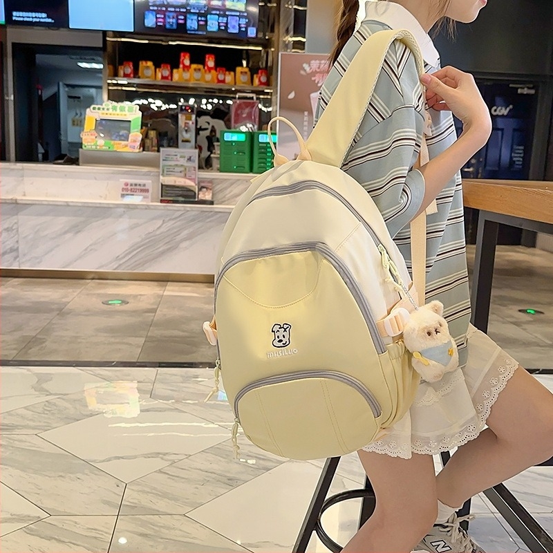 Unisex nylon hátizsák, kapacitás 20 L alatt, kompatibilis 14 hüvelykes laptophoz, görbült vállpántok