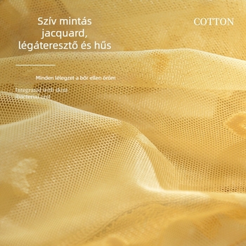 Női csipkés, lélegző középmagas derekú alsónemű nylon jacquard anyagból, bélés a gát tájékán mulberry selyemmel (30–50%), terhes nők számára