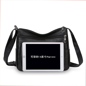 PU bőrhatású válltáska, nagy kapacitású, többszintes kialakítás, cipzáras zárás, belső zseb