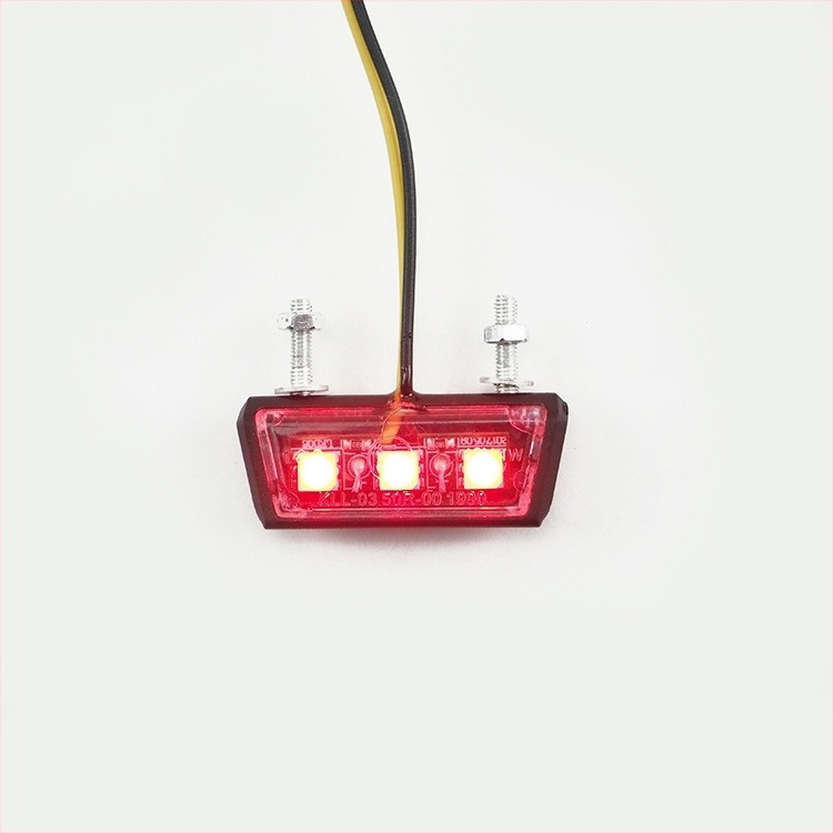 Motorkerékpár hátsó lámpa – LED, TD-35, 12V, kompatibilis 12V modellhez