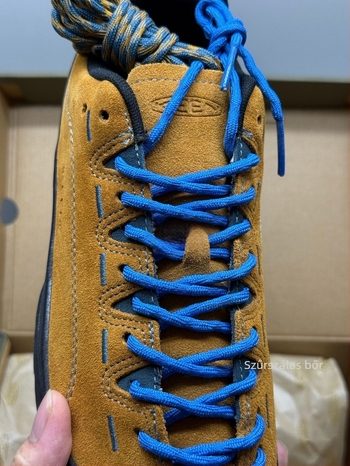 Túracipő suede felsőrésszel, vulkanizált gumitalppal, uniszex, alacsony szár, hegyes orr