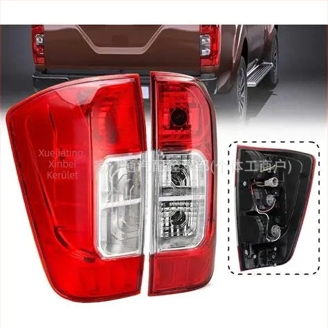Nissan Navara NP300 D23 hátsó lámpa - halogén, 12V, kompatibil Navara pickup modelllel, Alkatrész számok 26550-4kh0a/26555-4kh0a, 26550-4ja0a/26555-4ja