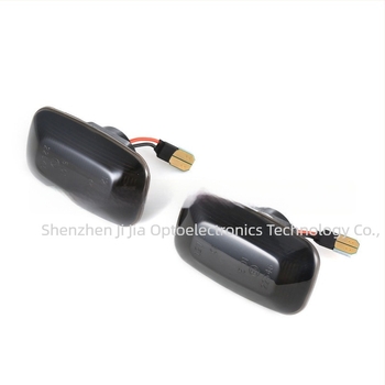 LED oldalsó fény a Toyota Land Cruiser 70/80/100 sorozathoz - 12V, 3W, 6500K, ABS