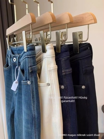 Egyenes szabású farmernadrág, magas derék, fleece-belsővel, pamut anyag, mikroelasztikus