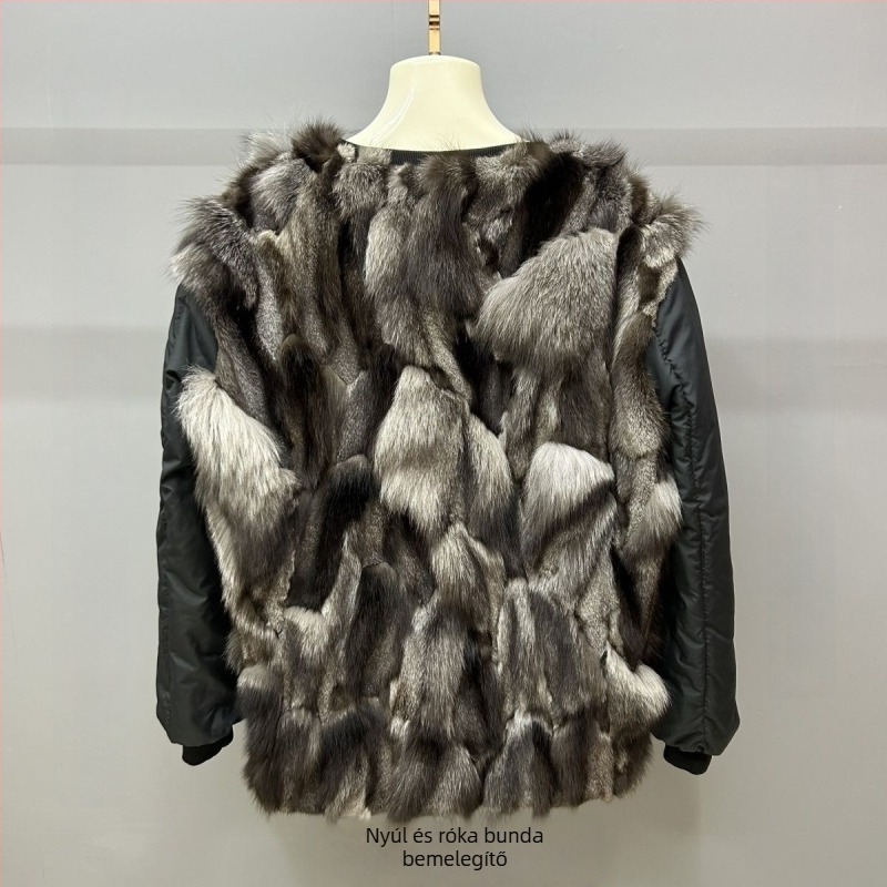 Férfi téli kabát természetes róka szőrme bélésével, levehető kapucnival, középhosszú, cipzáras zárás