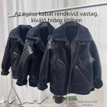Téli suede motorkerékpáros kabát valós szőrme és juhbőr belsővel, lazább szabás, álló gallér, kétnyílásos zár, patch zsebek