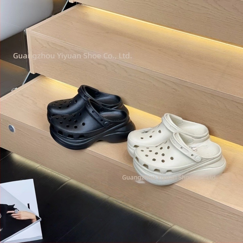 Uniszex lyukas cipő – EVA felsőrész és EVA talp, 7 cm vastag talp; vízálló, könnyű, csúszásmentes és ütéscsillapító