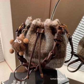 Női bucket táska, mini méret, 2025 tavasz, magas minőség, sokoldalú crossbody