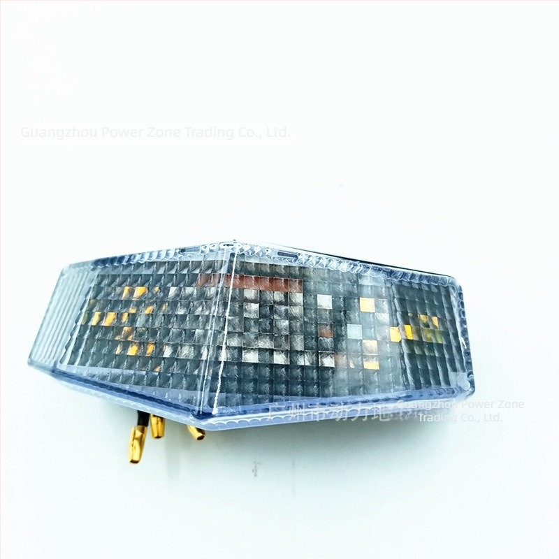LED hátsó világítás motorkerékpárhoz, fékfénnyel, modell PZ-WD, 12V, 2.5W, 0.5A