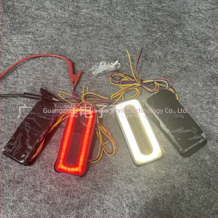 Motorkerékpár LED hátsó fénye, 12V, alumínium ötvözet test, modell JH5667, SY márka